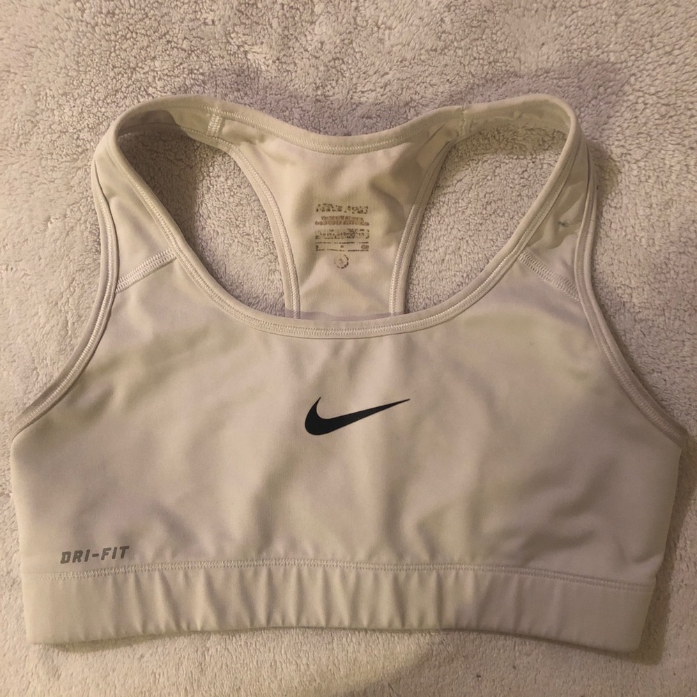 Nike Pro Sports Bra